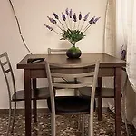 Hotel Helloapulia Center *