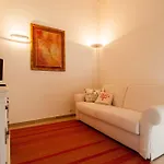 Hotel Helloapulia Center