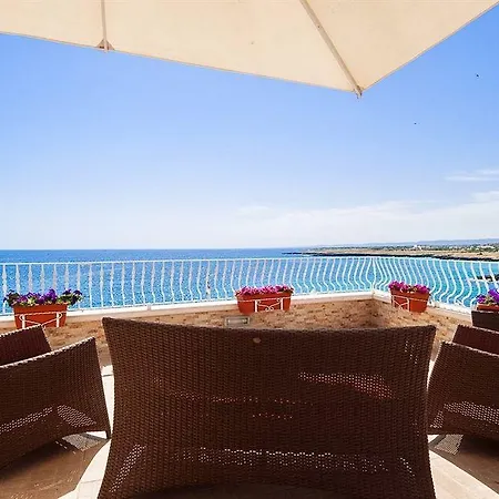Hotel Helloapulia Center Monopoli