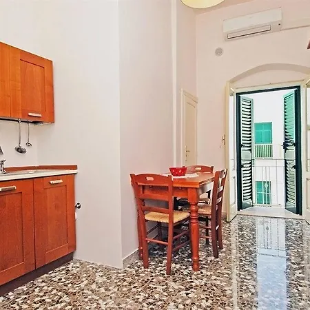 Hotel Helloapulia Center
