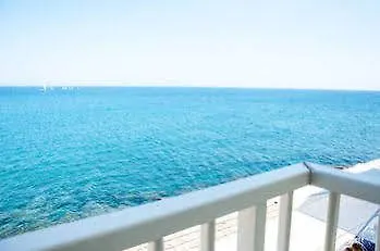 Helloapulia Center Hotel
