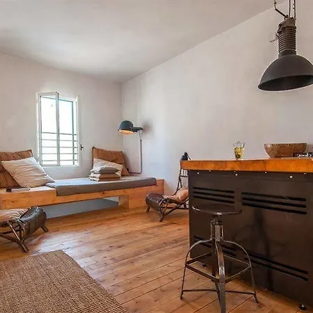 Helloapulia Center Hotel