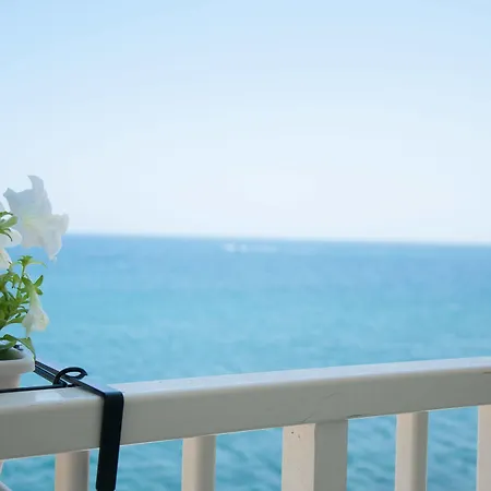 Helloapulia Center Hotell