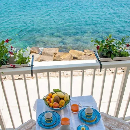 Helloapulia Center Monopoli