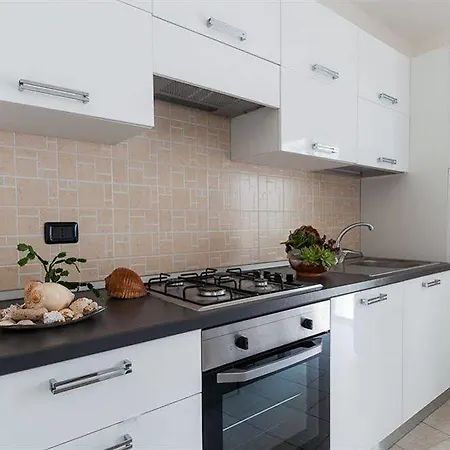 Helloapulia Center Monopoli