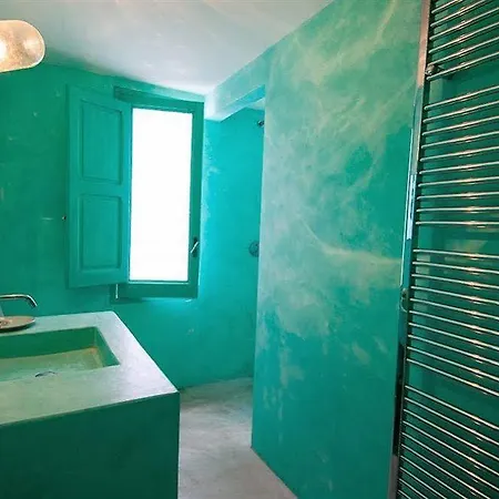 Helloapulia Center *