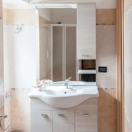 Helloapulia Center *